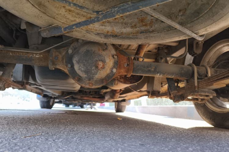 Used BAIC Weiwang M30 2015 1.5L Basic Version DAM15 Chassis Rear