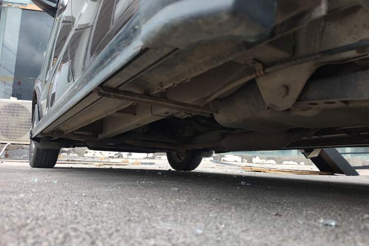 Used BAIC Weiwang M30 2015 1.5L Comfort version DAM15 Chassis Rear Left