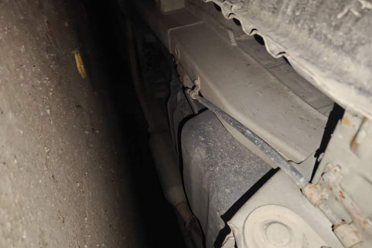 Used BAIC Weiwang M30 2015 1.5L Basic Version DAM15 Chassis Rear Left