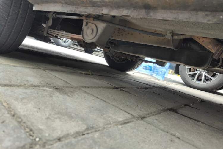 Used BAIC Weiwang M30 2015 1.5L Basic Version DAM15 Chassis Rear Right