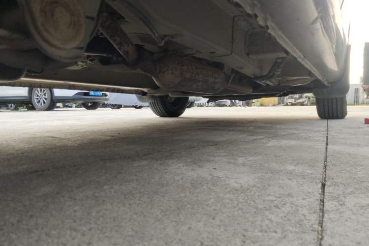 Used BAIC Weiwang M30 2015 1.5L Basic Version DAM15 Chassis Rear Right