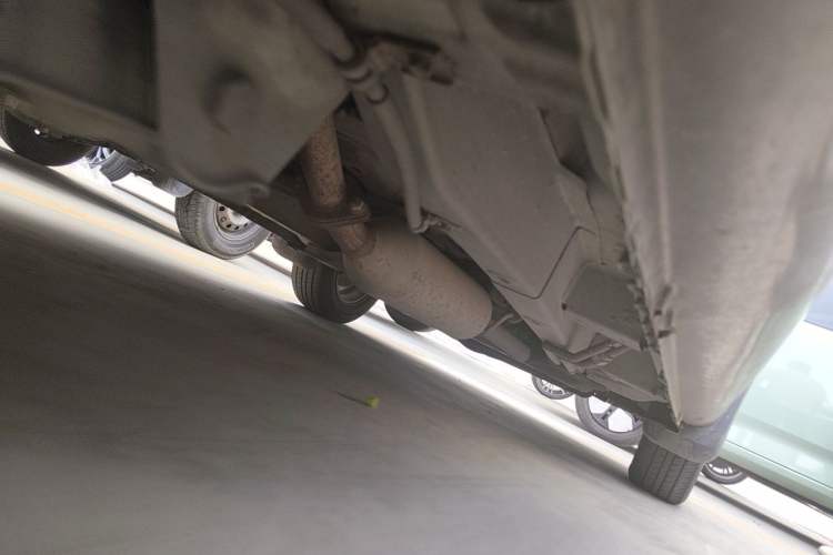 Used BAIC Weiwang M30 2015 1.5L Basic Version DAM15 Chassis Rear Right