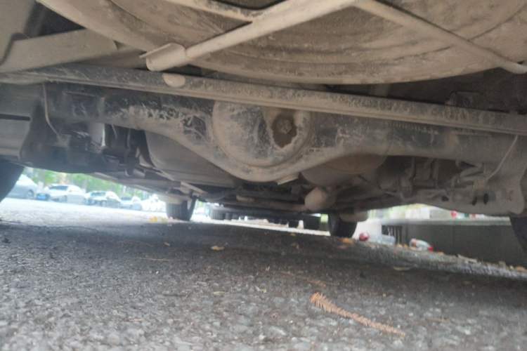 Used BAIC Weiwang M30 2015 1.5L Comfort version DAM15 Chassis Rear