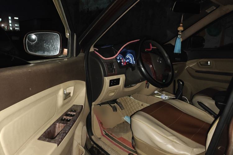 Used BAIC Weiwang M30 2015 1.5L Basic Version DAM15 Driver Seat