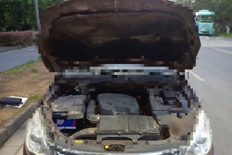 Used BAIC Weiwang M30 2015 1.5L Comfort version DAM15 Engine Bay