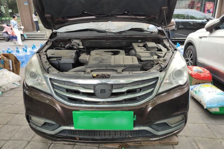Used BAIC Weiwang M30 2015 1.5L Basic Version DAM15 Engine Bay