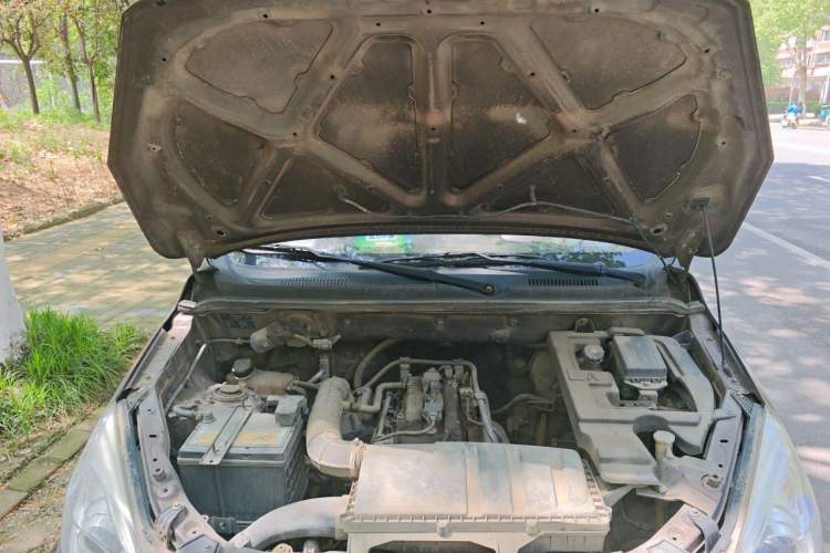 Used BAIC Weiwang M30 2015 1.5L Basic Version DAM15 Engine Bay