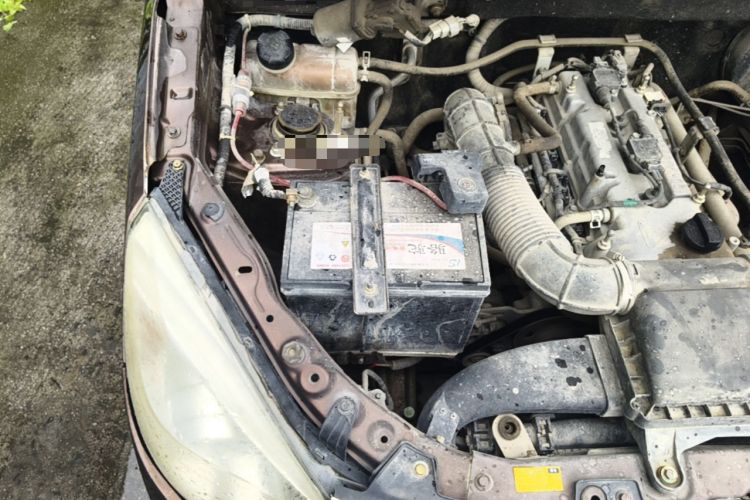 Used BAIC Weiwang M30 2015 1.5L Basic Version DAM15 Engine Bay Right