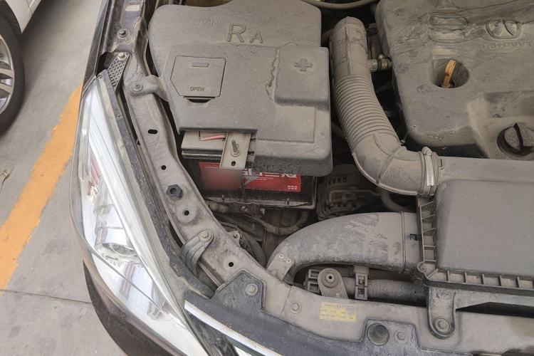 Used BAIC Weiwang M30 2015 1.5L Basic Version DAM15 Engine Bay Right