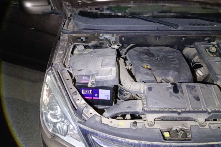 Used BAIC Weiwang M30 2015 1.5L Basic Version DAM15 Engine Bay Right