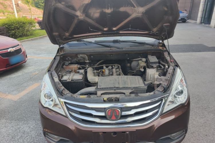 Used BAIC Weiwang M30 2015 1.5L Basic Version DAM15 Engine Bay