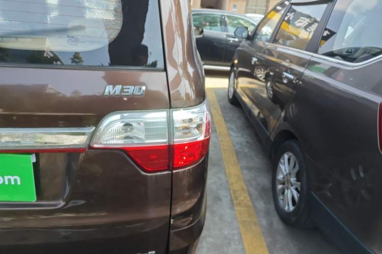 Used BAIC Weiwang M30 2015 1.5L Comfort version DAM15 Exterior 3