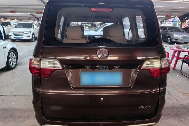 Used BAIC Weiwang M30 2015 1.5L Basic Version DAM15 Exterior 5
