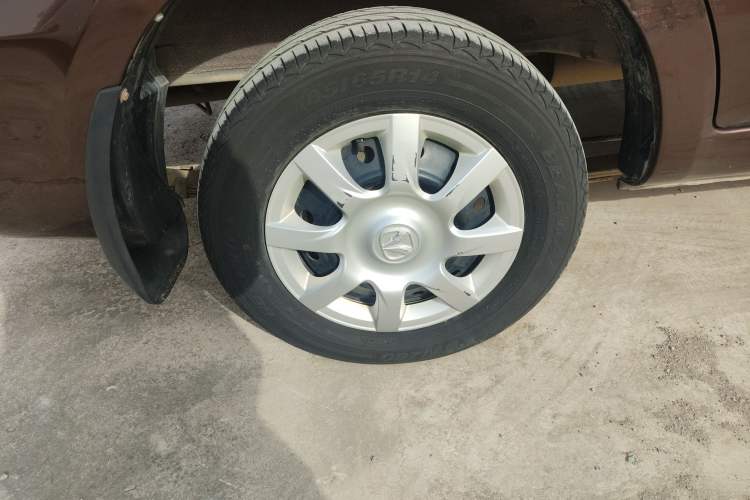 Used BAIC Weiwang M30 2015 1.5L Basic Version DAM15 Exterior 8