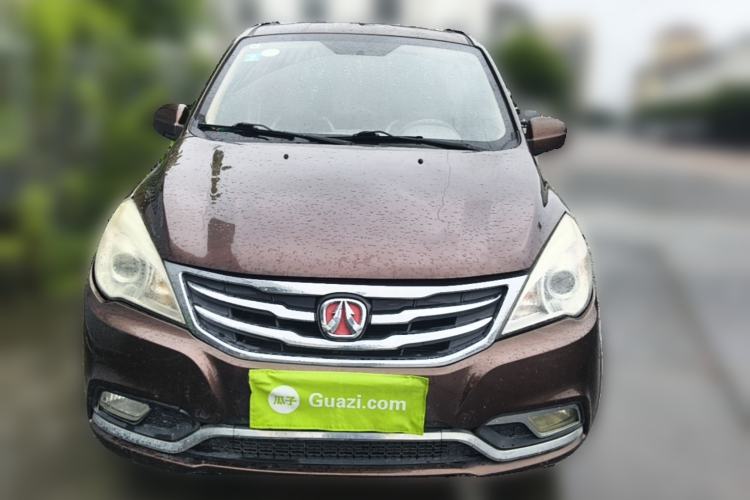 Used BAIC Weiwang M30 2015 1.5L Basic Version DAM15 Front