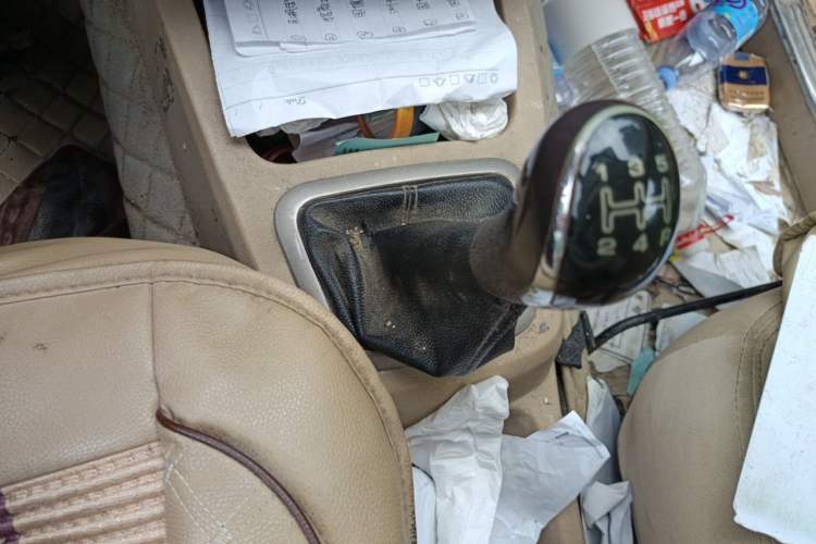Used BAIC Weiwang M30 2015 1.5L Comfort Version BJ415B Gear Lever