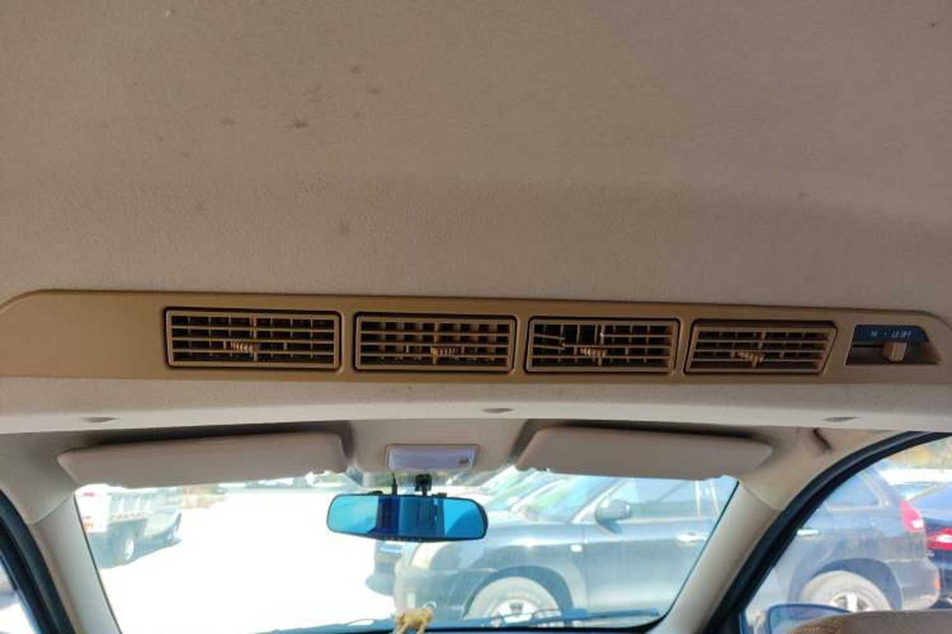 Used BAIC Weiwang M30 2015 1.5L Basic Version DAM15 Headliner