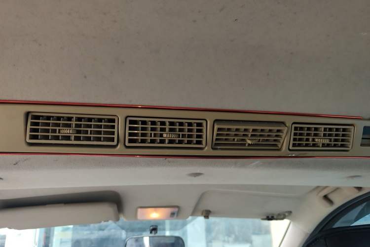 Used BAIC Weiwang M30 2015 1.5L Comfort version DAM15 Headliner