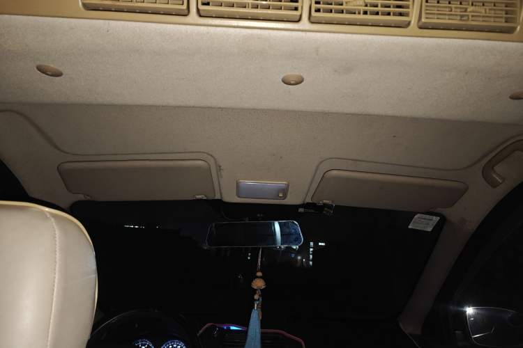 Used BAIC Weiwang M30 2015 1.5L Basic Version DAM15 Headliner