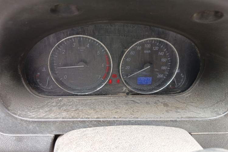 Used BAIC Weiwang M30 2015 1.5L Comfort Version BJ415B Instrument Cluster