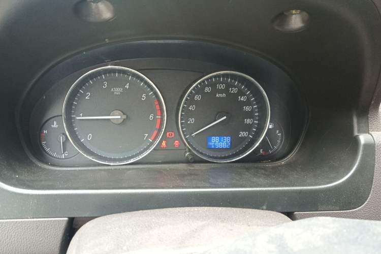 Used BAIC Weiwang M30 2015 1.5L Basic Version DAM15 Instrument Cluster