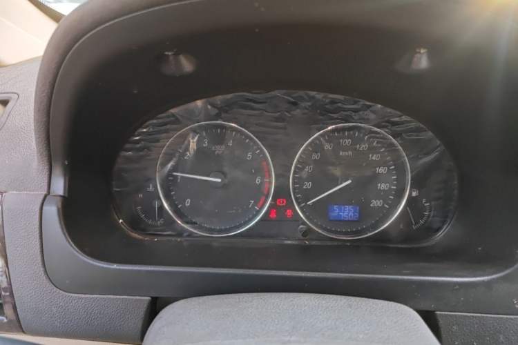 Used BAIC Weiwang M30 2015 1.5L Comfort version DAM15 Instrument Cluster