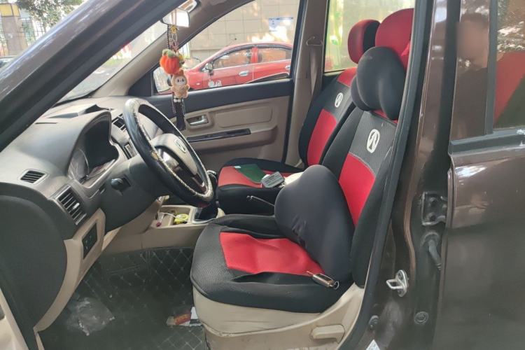 Used BAIC Weiwang M30 2015 1.5L Basic Version DAM15 Left Front Seat