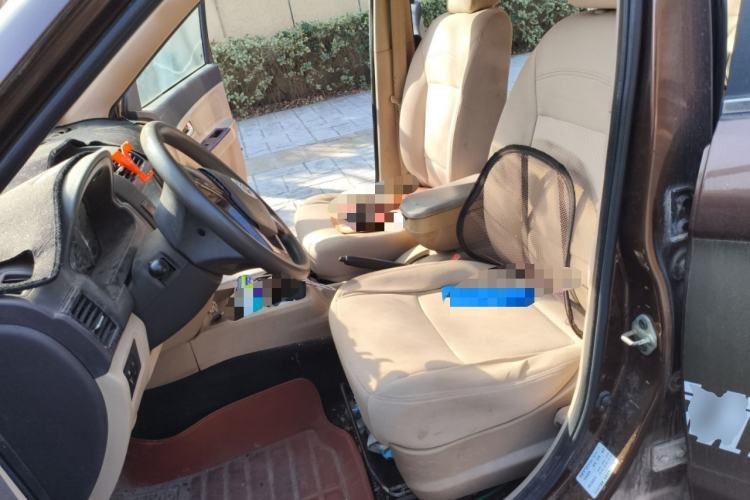 Used BAIC Weiwang M30 2015 1.5L Basic Version DAM15 Left Front Seat