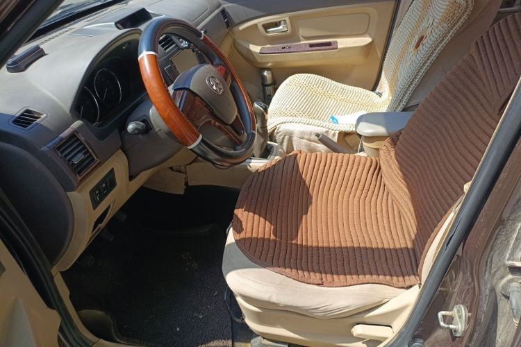 Used BAIC Weiwang M30 2015 1.5L Basic Version DAM15 Left Front Seat