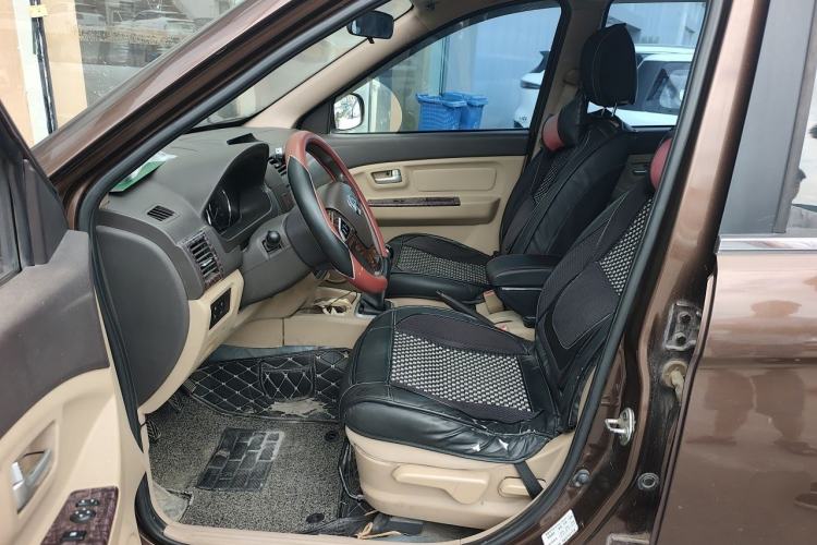 Used BAIC Weiwang M30 2015 1.5L Comfort version DAM15 Left Front Seat