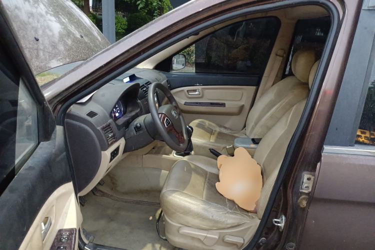 Used BAIC Weiwang M30 2015 1.5L Comfort version DAM15 Left Front Seat