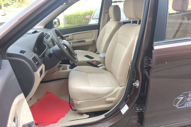 Used BAIC Weiwang M30 2015 1.5L Basic Version DAM15 Left Front Seat