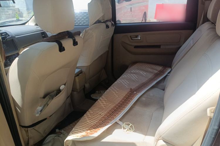 Used BAIC Weiwang M30 2015 1.5L Basic Version DAM15 Left Rear Seat