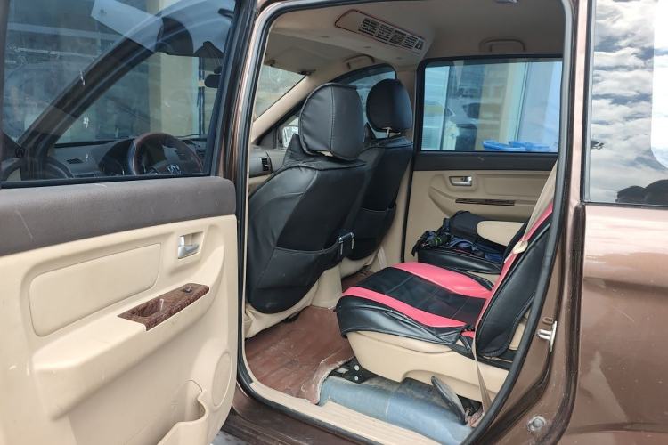 Used BAIC Weiwang M30 2015 1.5L Comfort version DAM15 Left Rear Seat