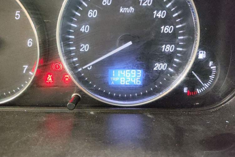 Used BAIC Weiwang M30 2015 1.5L Basic Version DAM15 Odometer Close Up