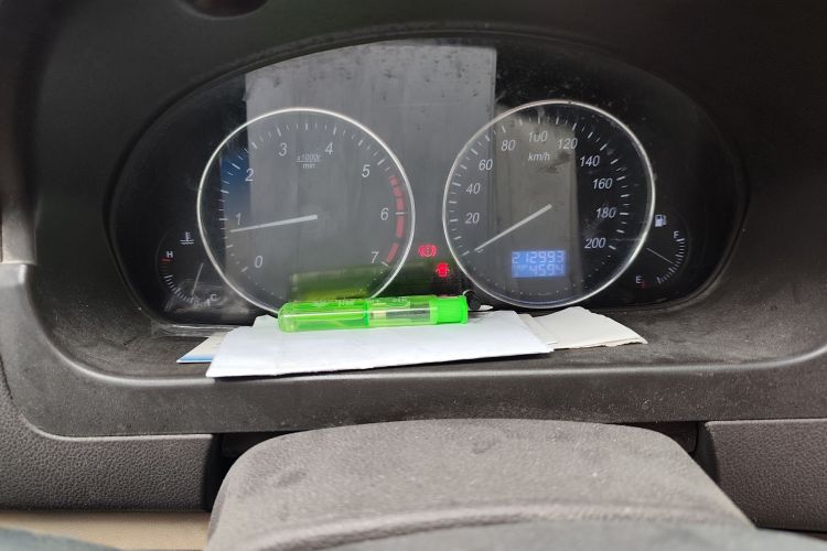 Used BAIC Weiwang M30 2015 1.5L Basic Version DAM15 Odometer Close Up