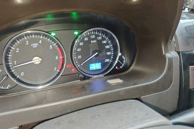 Used BAIC Weiwang M30 2015 1.5L Basic Version DAM15 Odometer Close Up