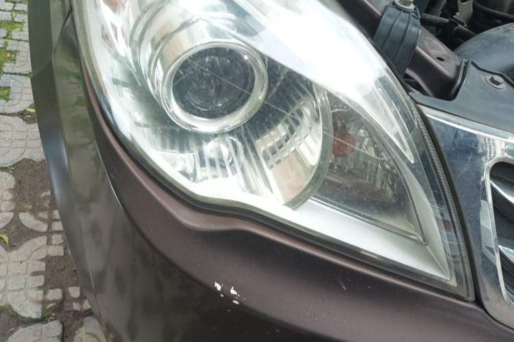 Used BAIC Weiwang M30 2015 1.5L Basic Version DAM15 Right Front Headlight