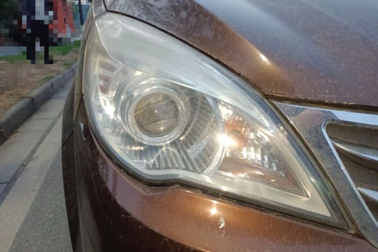 Used BAIC Weiwang M30 2015 1.5L Comfort version DAM15 Right Front Headlight