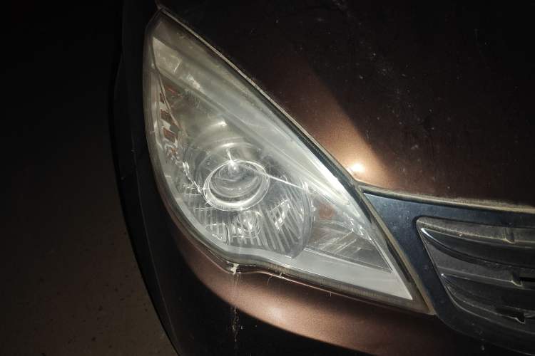 Used BAIC Weiwang M30 2015 1.5L Basic Version DAM15 Right Front Headlight