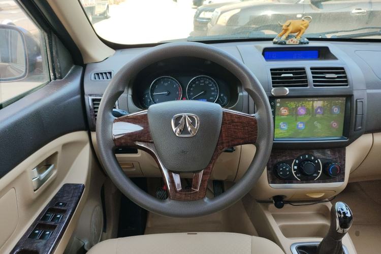 Used BAIC Weiwang M30 2015 1.5L Basic Version DAM15 Steering Wheel