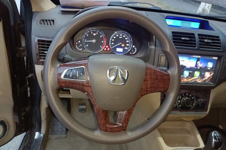 Used BAIC Weiwang M30 2015 1.5L Comfort version DAM15 Steering Wheel