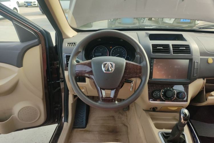 Used BAIC Weiwang M30 2015 1.5L Basic Version DAM15 Steering Wheel