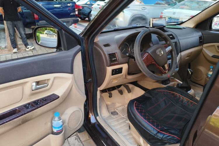 Used BAIC Weiwang M30 2015 1.5L Basic Version DAM15 Driver Seat