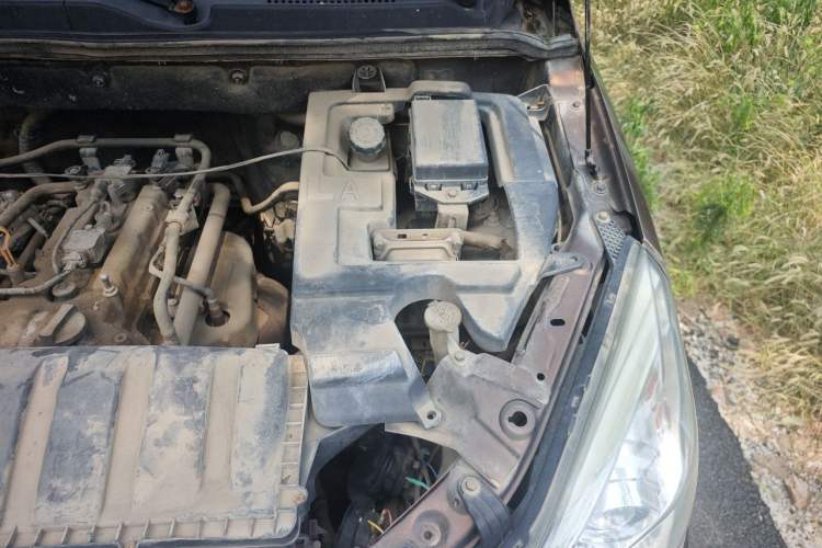 Used BAIC Weiwang M30 2015 1.5L Basic Version DAM15 Engine Bay Left