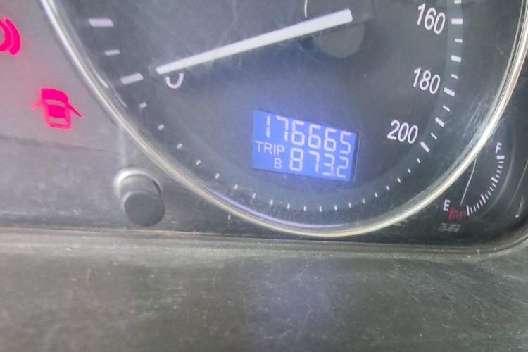 Used BAIC Weiwang M30 2015 1.5L Basic Version DAM15 Odometer Close Up