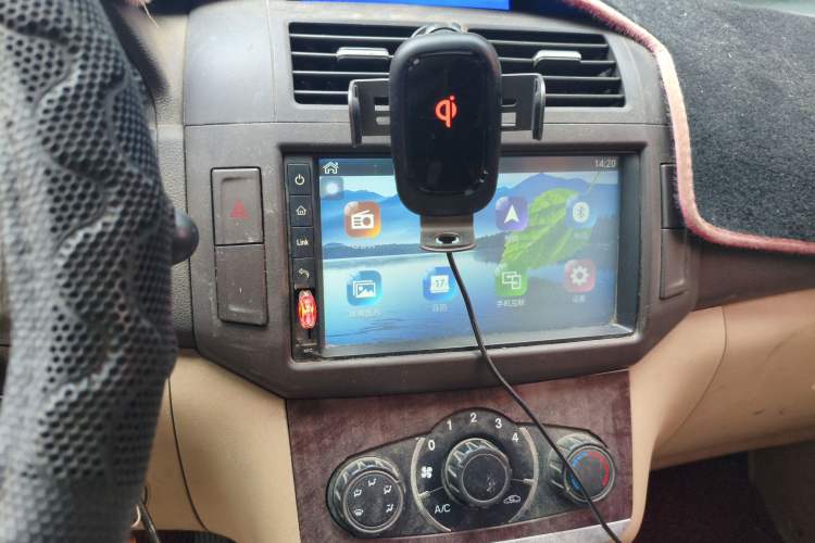 Used BAIC Weiwang M30 2015 1.5L Basic Version DAM15 Audio And AC Panel