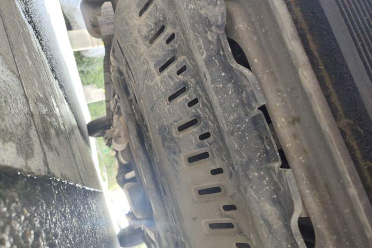 Used BAIC Weiwang M30 2015 1.5L Basic Version DAM15 Chassis Front