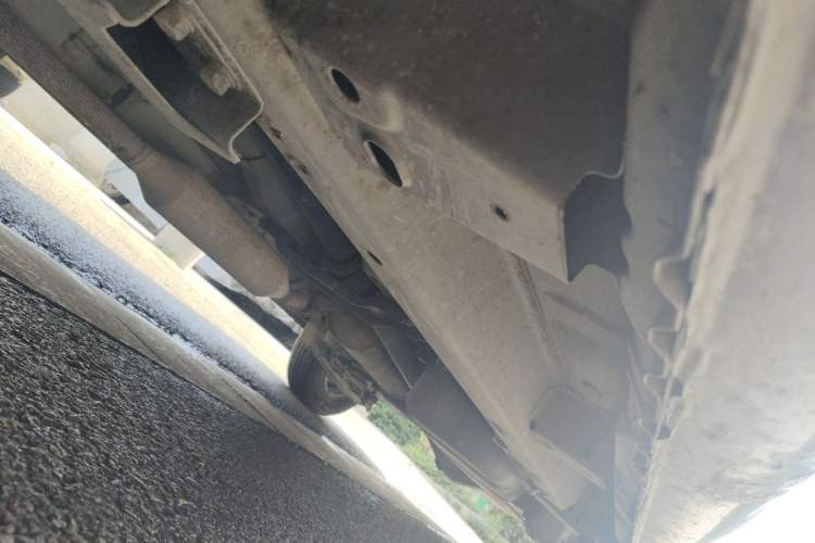 Used BAIC Weiwang M30 2015 1.5L Basic Version DAM15 Chassis Front Left