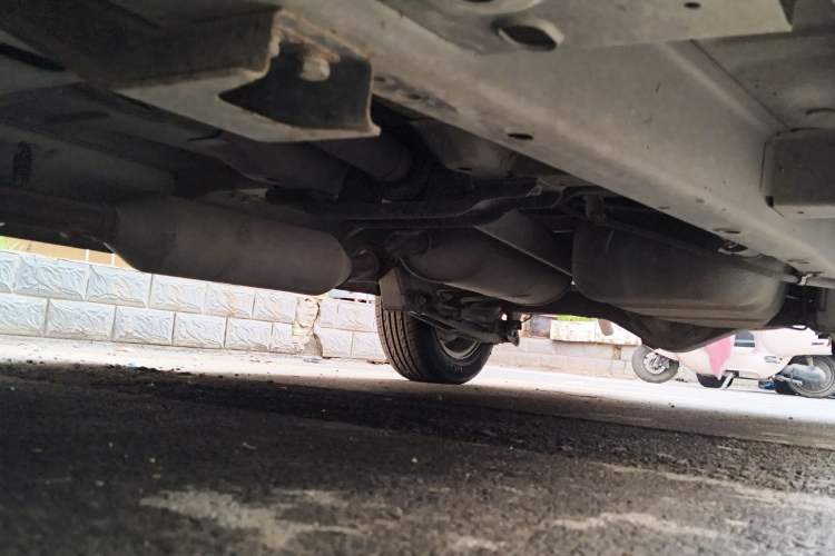 Used BAIC Weiwang M30 2015 1.5L Comfort Version BJ415B Chassis Front Left